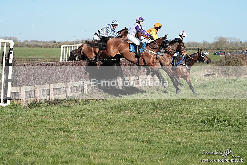 PtP 210326 485 - VWH Cirencester Races 21/03/26
