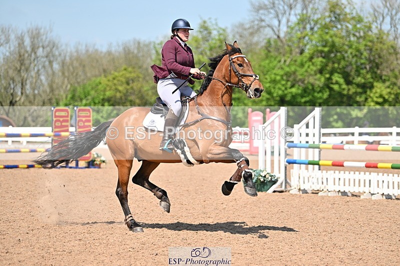 240509A-140822-02475 - Cls 4 95cm National Am Quali