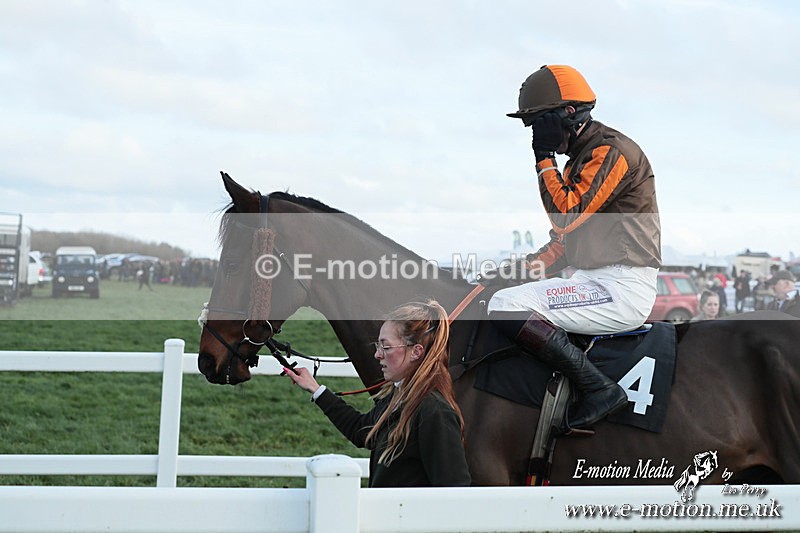 PtP 141225  1805 - New Forest Hounds PtP Larkhill 14/12/25