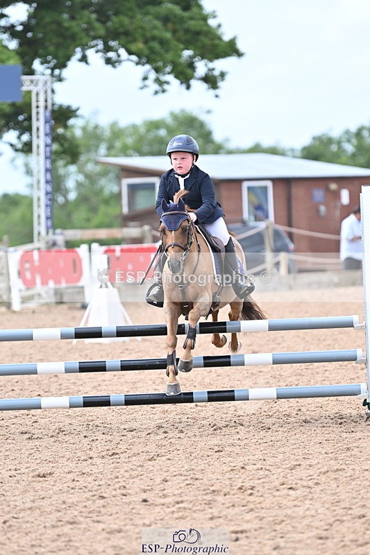 240628A-160022-01317 - Cls 5 Stepping Stones 128cm + 138cm