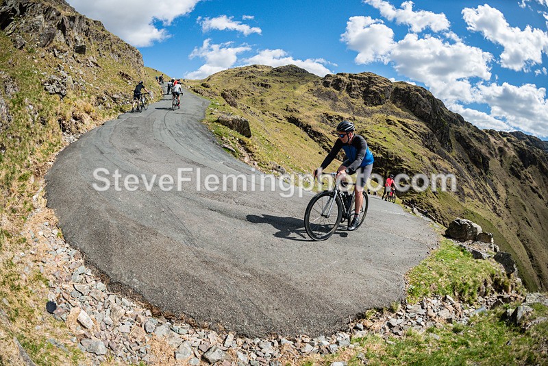 143225 - Hardknott Hairpin 14.00 - 15.00