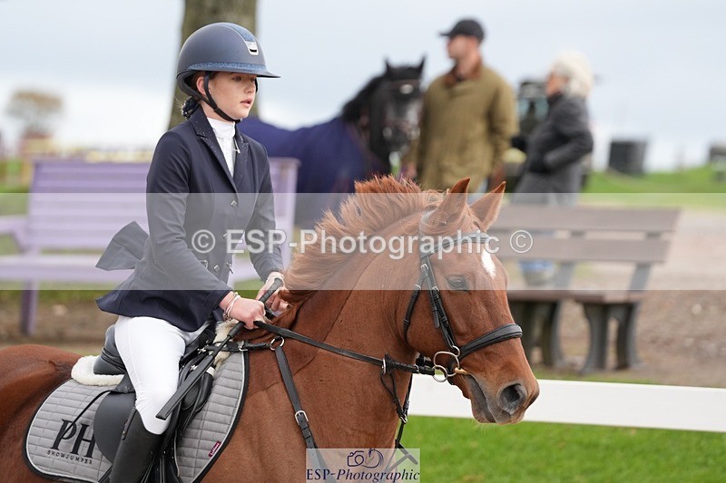 251026-120116-02295 - Cls 4 Pony Winter Novice + 80cm Open