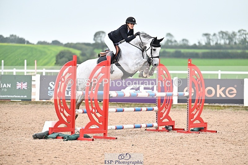 250917-125143-00555 - Cls 3 Snr 1.05m Open