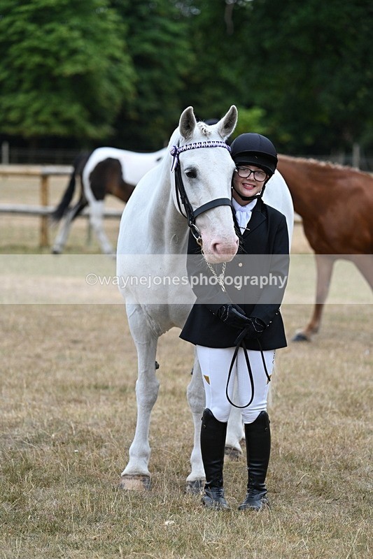 WJ7_9206 - Class 4a Prettiest Mare 14.2hh and over