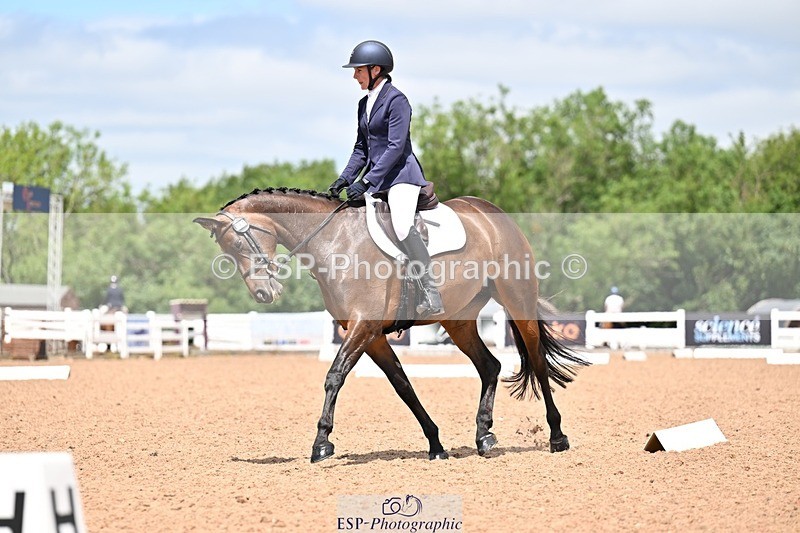 260704-131544-04815 - Cls 4D Senior Intermediate Novice 1