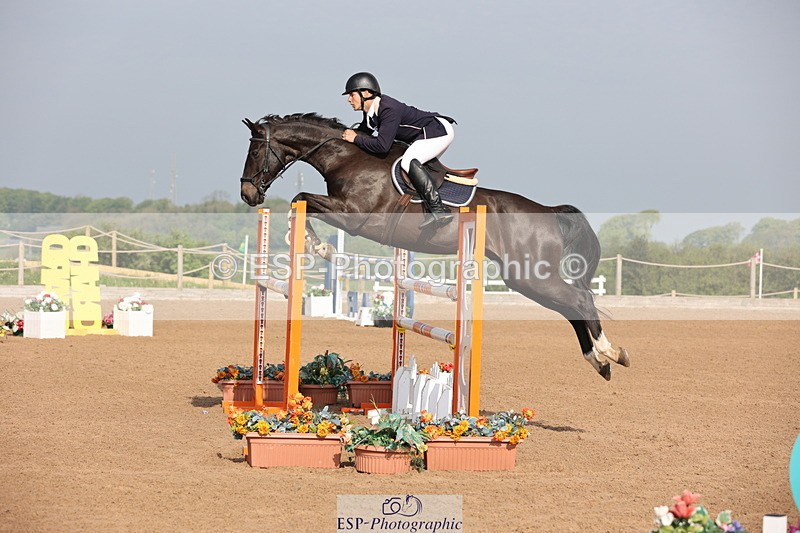 240511A-085724-10864 - Cls 32 Foxhunter