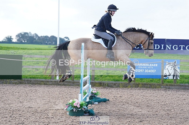 241005A-095356-04350 - SAT Cls 8 Snr British Novice & 90cm Open