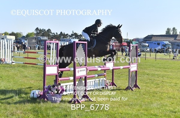 BPP_6778 - CLASS 1 Senior Newcomers/ 1.10m Open