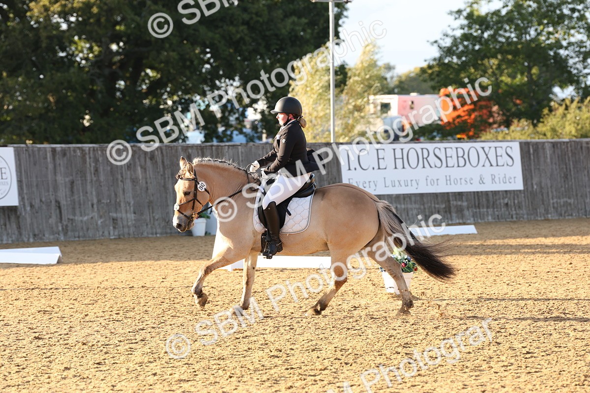 SBM_52894 - D12 - Small Tour Championship prelim 2