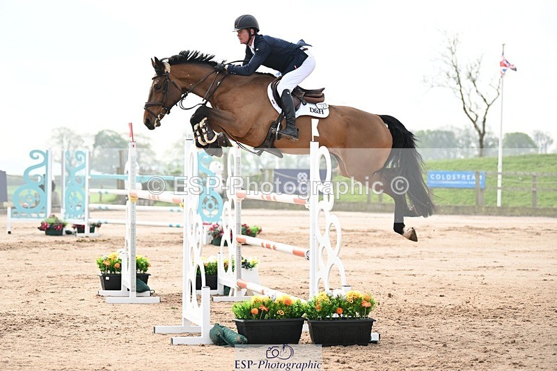 250425-100039-08083 - Cls 2 - 2 Star Small Tour