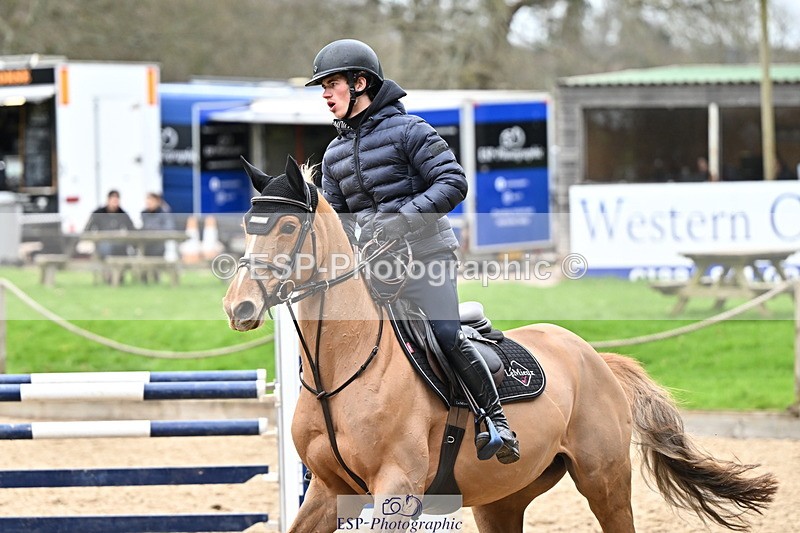 250201A-125931-00712 - Cls 03 Local Horse 110cm