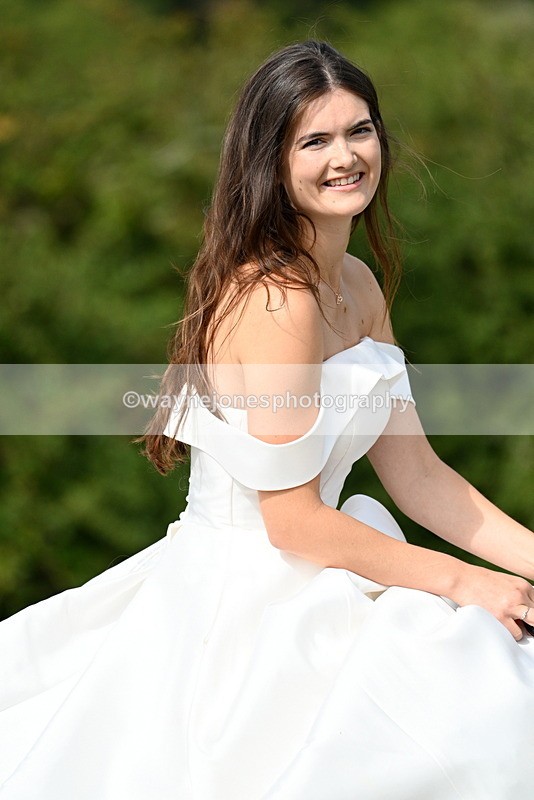 WJ7_5506-001 - Zoe & Fred Wedding Dress Shoot 09-08-25