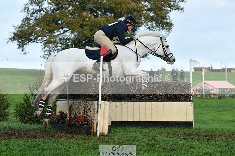 251025A-155115-21936 - G-576-Isabella.Worthington