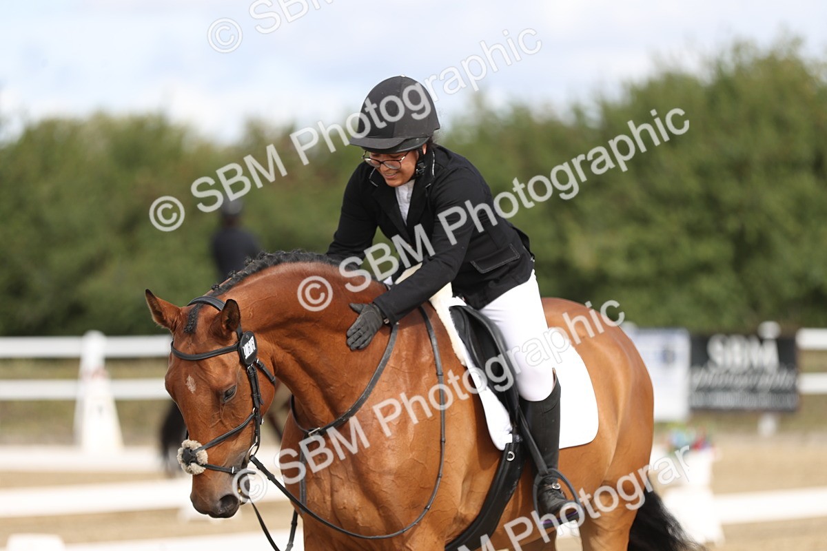 SBM_001382 - Class 2 - Intro 4 Champs - 10.56-11.44