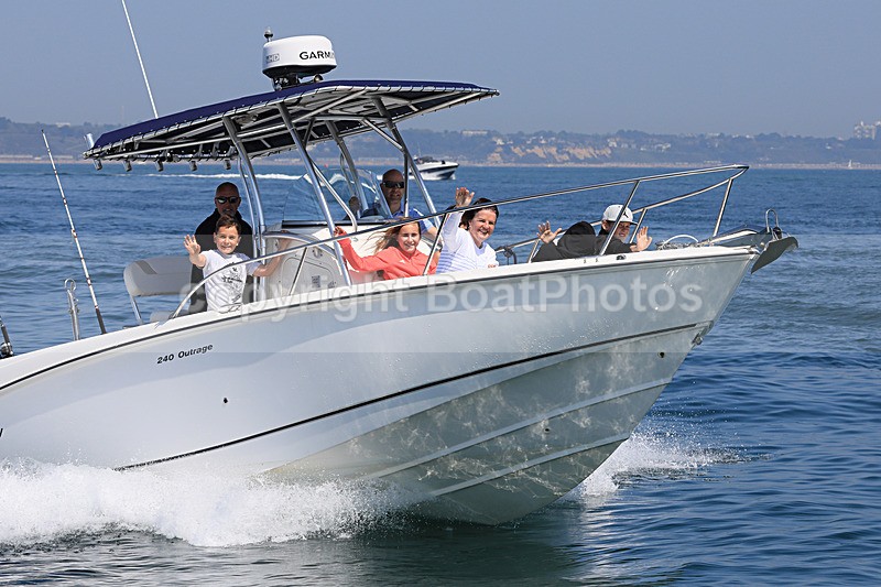 180506 UNNAMED - BOSTON WHALER 240 OUTRAGE 1Y3A9210 - RIBs, Tenders, Dories, Dinghies
