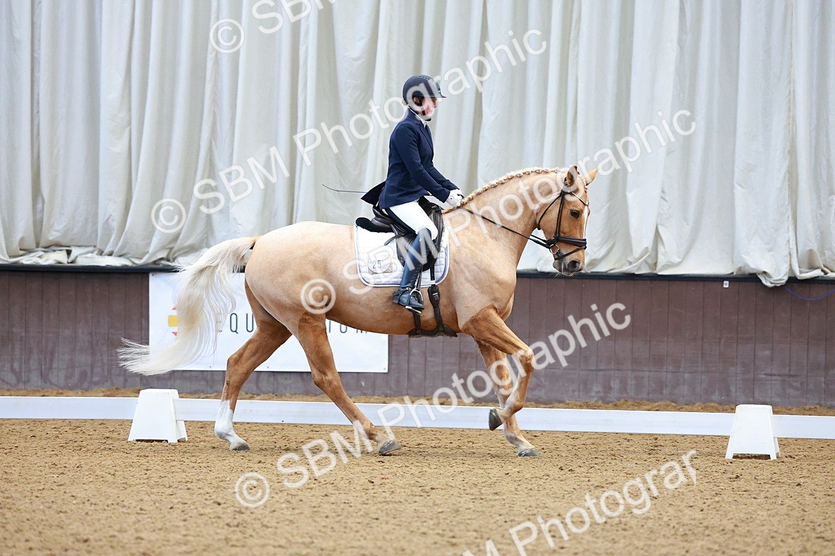 SBM_001161 - Class 18-15-16-22 - Elementary 5 Novice 5-Novice 6