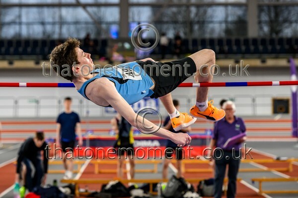 AgeInd25SAT-919284 - Field Male