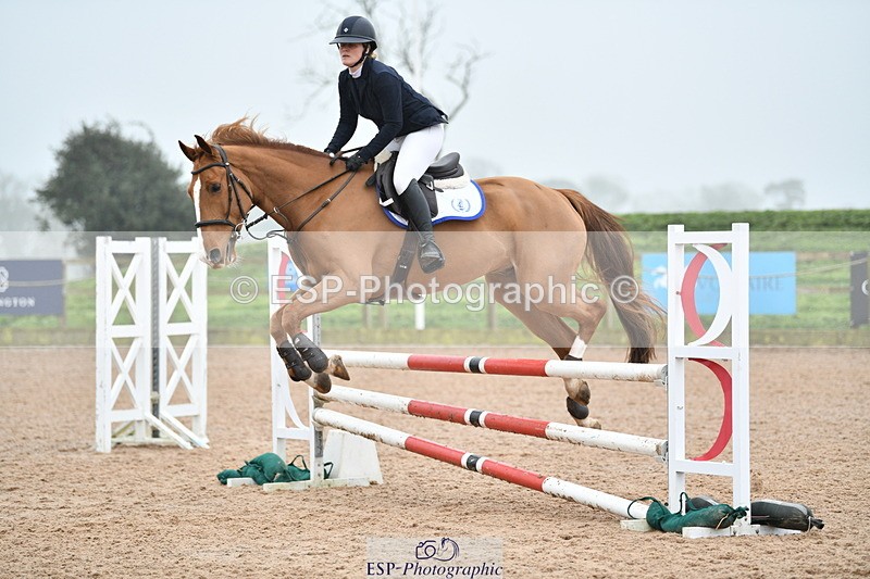 241102A-111930-04261 - SAT Cls 9 British Novice and 90cm Open