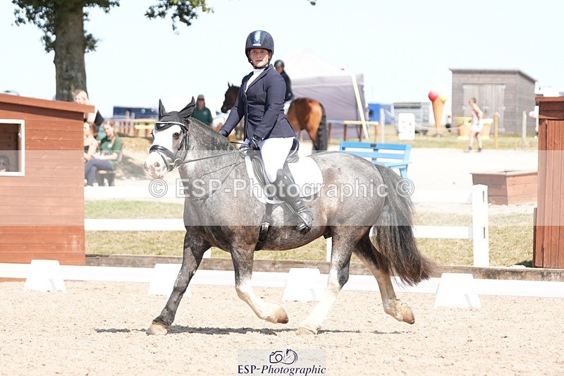 250817-142748-10961 - 055-Neve.HollowaySD.Out.of.the.Blue