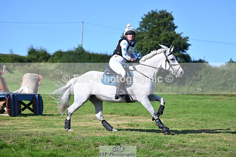 240811A-172003-07168 - 462-