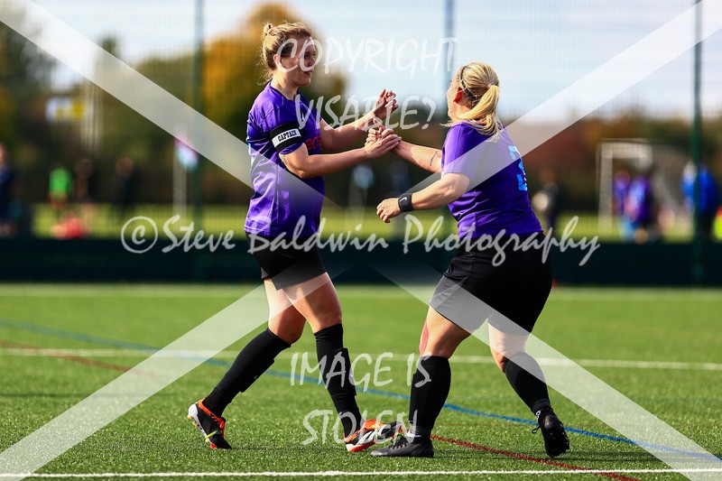 1DX30584 - 2025-10-05 FC Abbey Meads Ladies V Purton  Kingsdown FC Ladies
