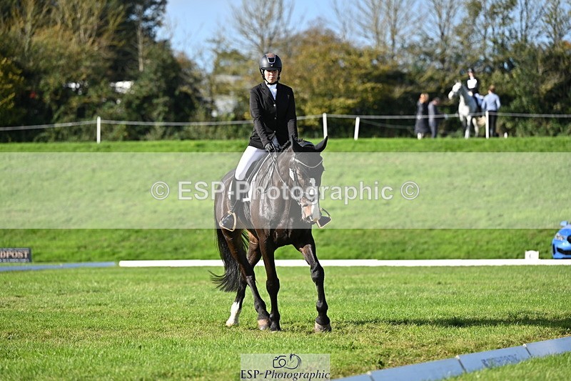 251024A-120122-09490 - F-467-Shareen.Akhtar