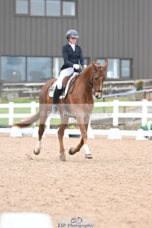 250216-135158-05802 - 257-Beth.Bainbridge-NEWTON.GLOVETROTTER