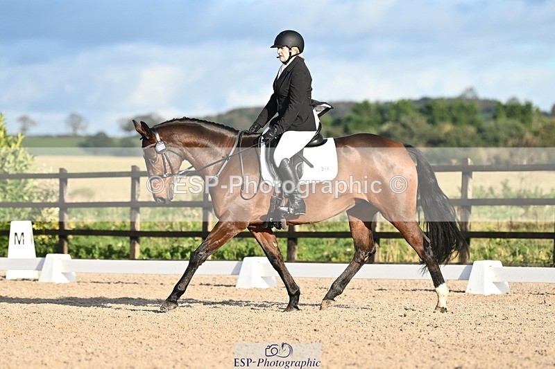 231105-145642-02514 - Cls 5 Novice 27 Start to 15.30 break