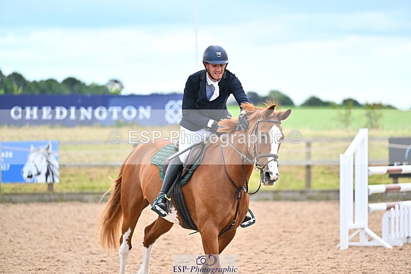 240608A-123406-02310 - Cls 4 Snr Newcomers and 1.10m Open