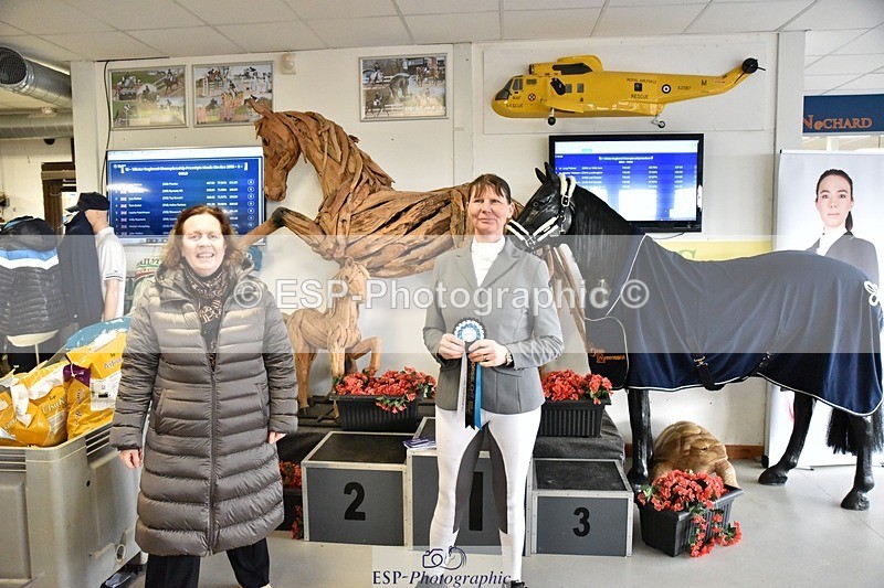 250215-153630-04466 - Medium Gold Presentations