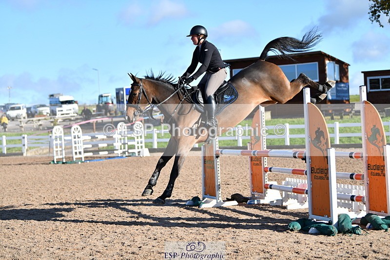 231110A-131522-00494 - Cls 5 Newcomers & 1.10m Open