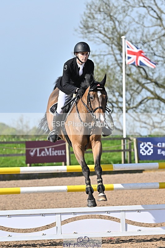 240509A-092820-00561 - Cls 8 Foxhunter