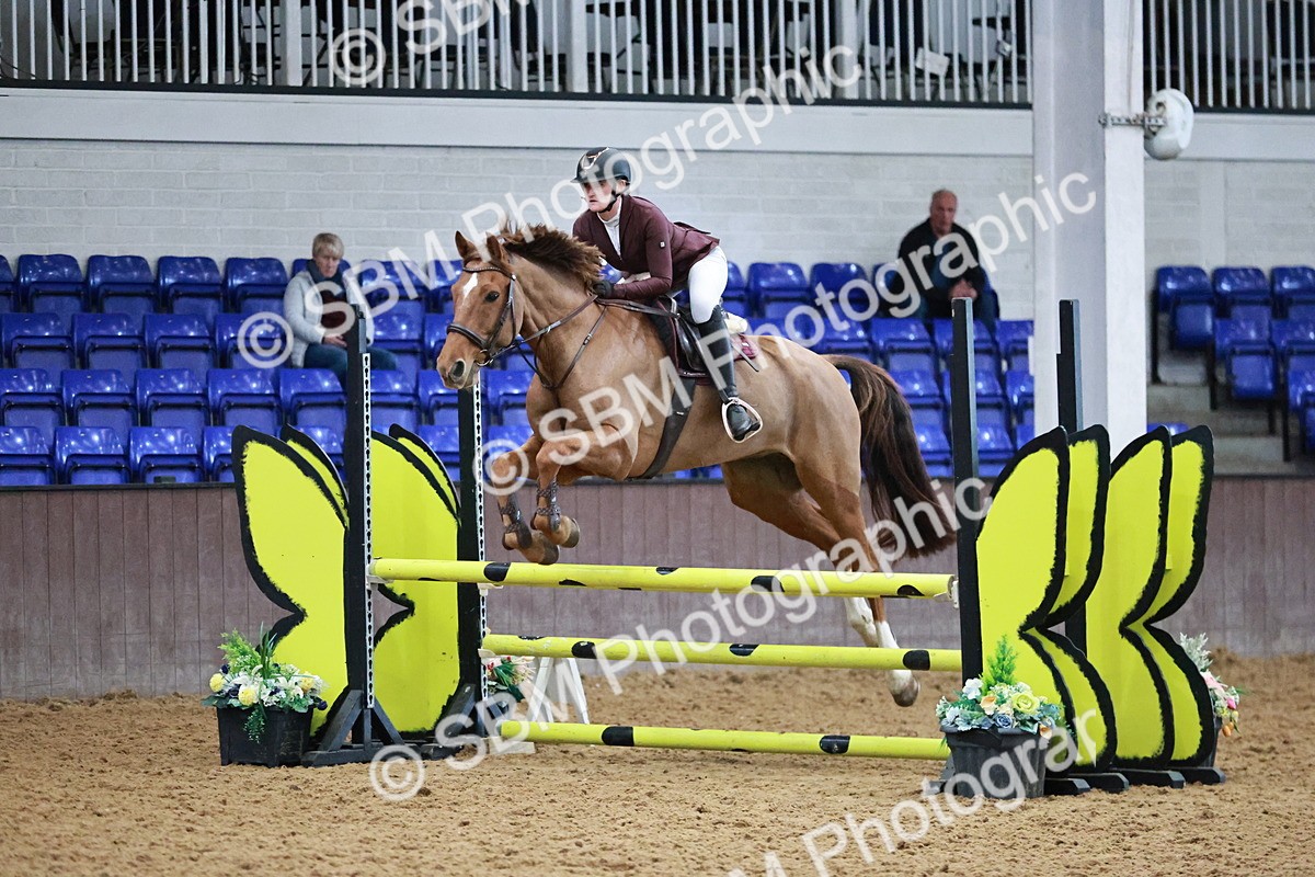 SBM_000372 - Class 2 - Senior British Novice 90cm