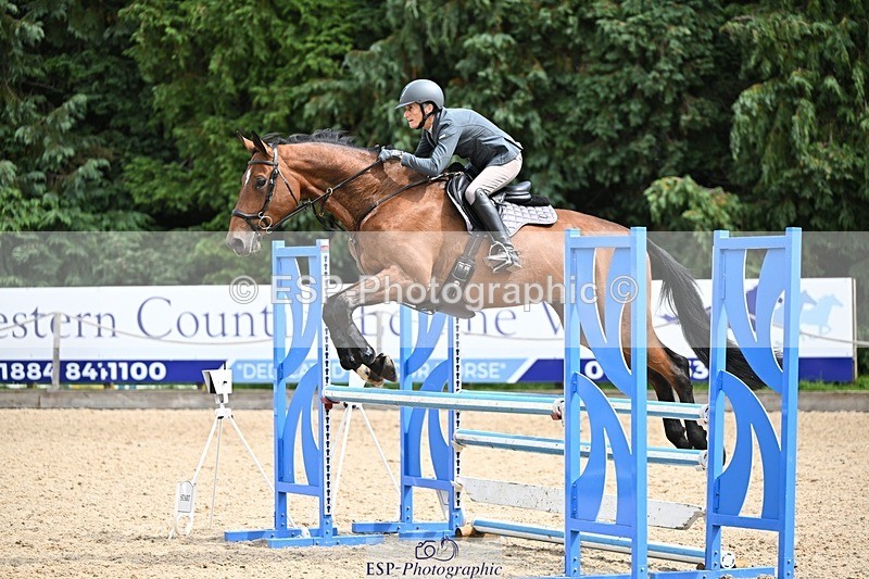 240817-130630-01433 - 04 Snr 1.05m