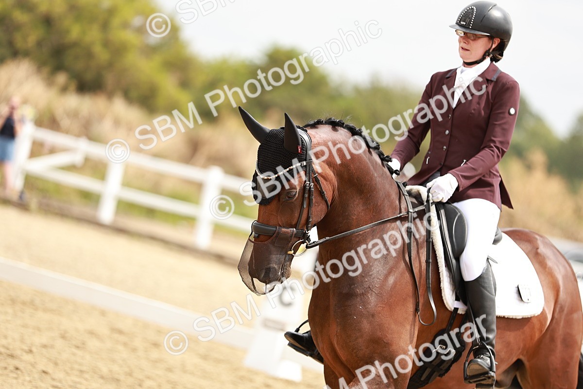SBM_003081 - Class 6 - Novice 6 Silver - 11.34-12.20