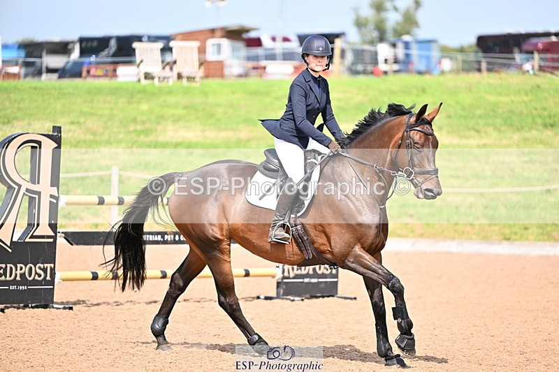 240828A-141049-00813 - Cls 4 Snr Newcomers and 1.10m Open