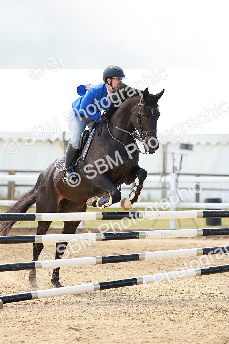 SBM_007105 - Class 2 - Senior Discovery - 1.00m Open