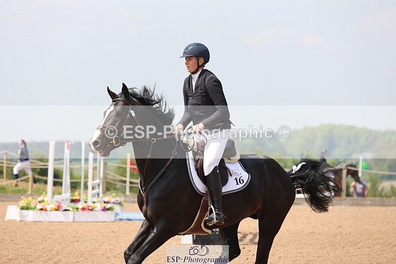 240511A-123319-12946 - Cls 35 Prestige Big Star Champ Quali