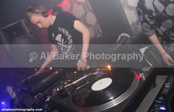 043 - Soul:ution vs Strange Fruit  28.05.10