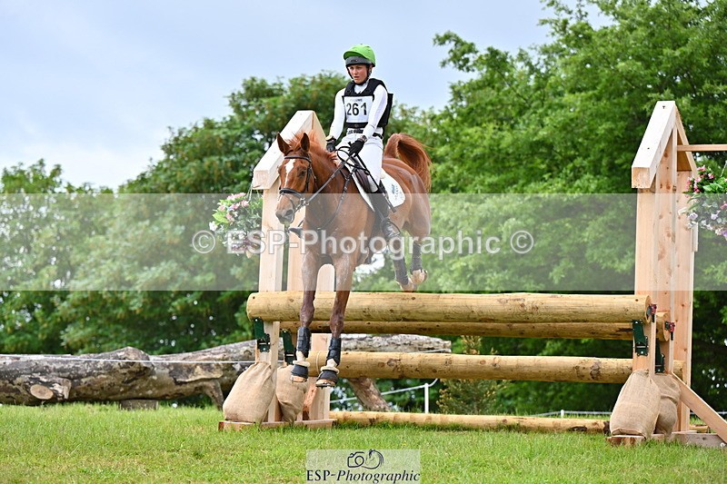 250524A-162016-15001 - C-261-Danielle.Dunn-ICI.DOR.DE.DONNA.CADANZA.Z