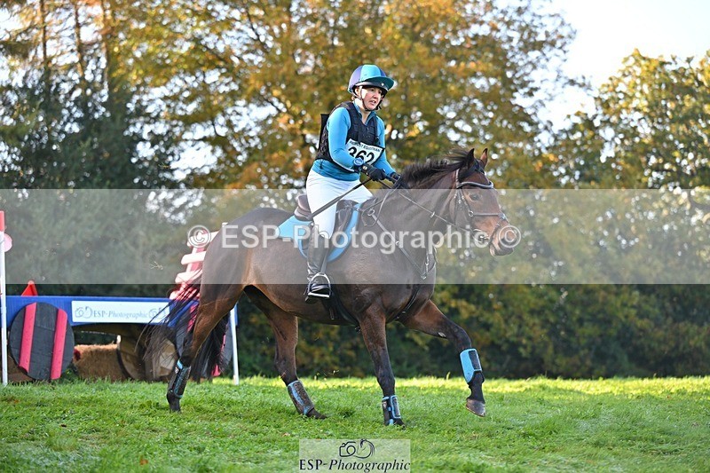 241026-105436-11847 - 362-Vicky.Stacey-HIGHDALE.AUTUMN.SUNRISE