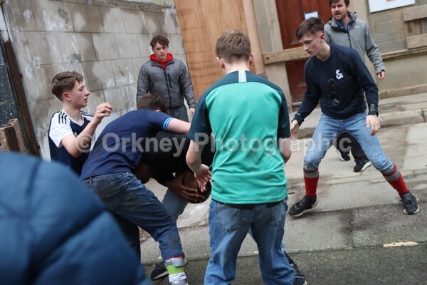 AA075903 - Christmas Boys Ba'