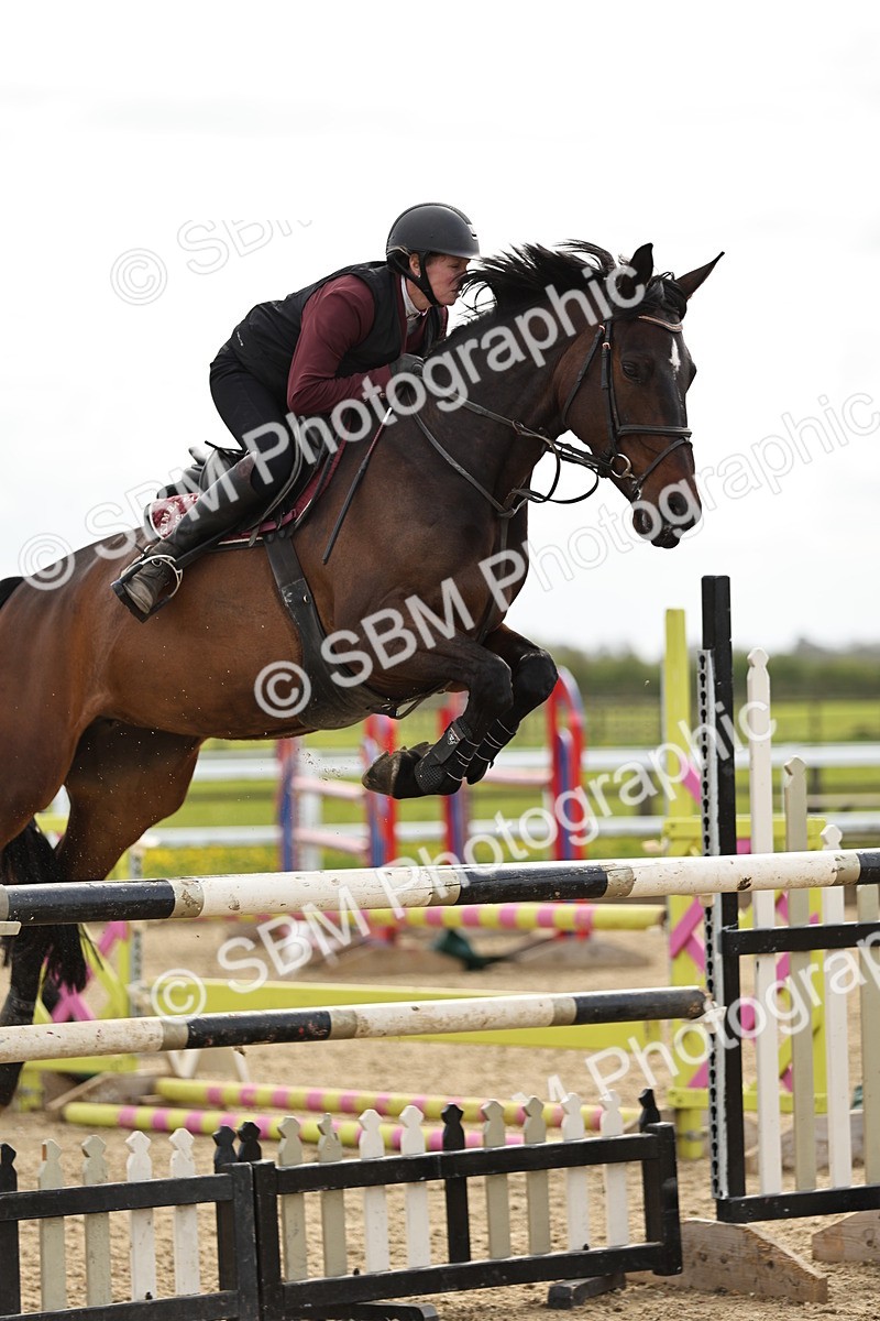 SBM_001425 - Class 5 -Senior Foxhunter - 1.20m