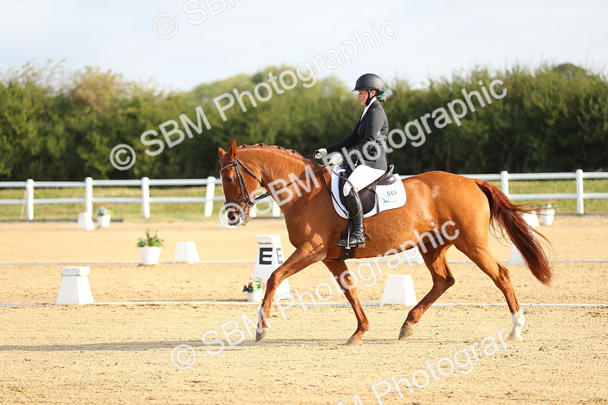 SBM_014995 - Class 13 - Novice 23 - 8,30-9.33