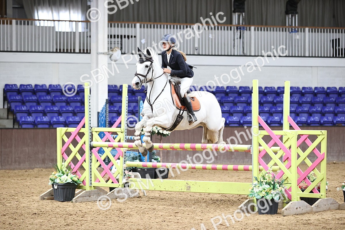 SBM_002909 - Class 13 - Blue Chip Pony Newcomers 1.00m Open