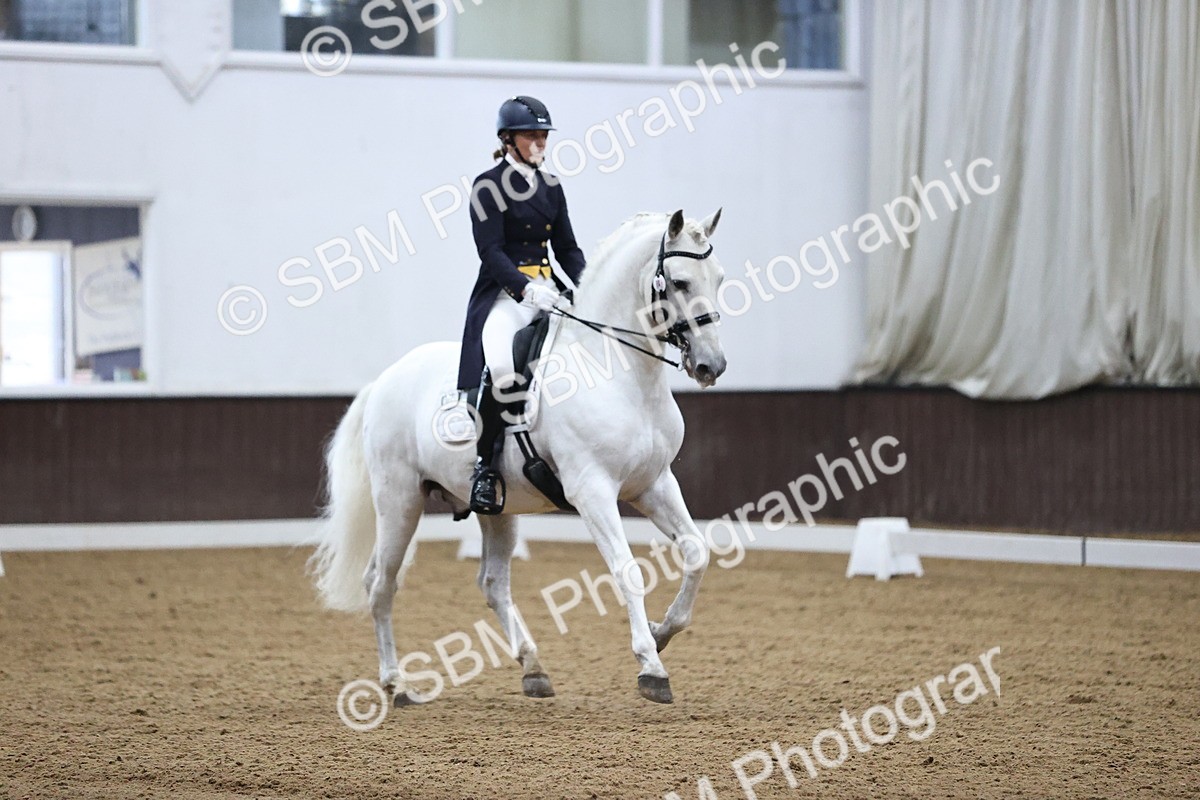 SBM_001365 - Class 21 -23 - FEI INT1-GP-Junior-Junior fsm