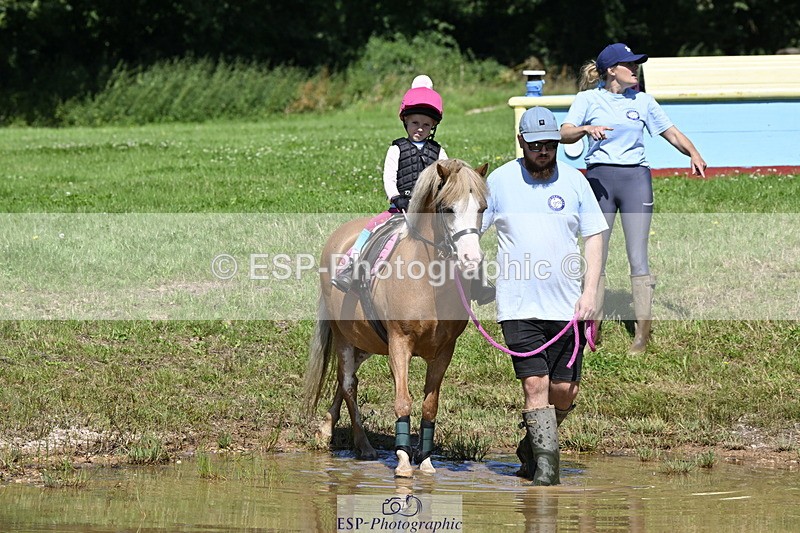 240728B-111059-01147 - Gemma's Group XC