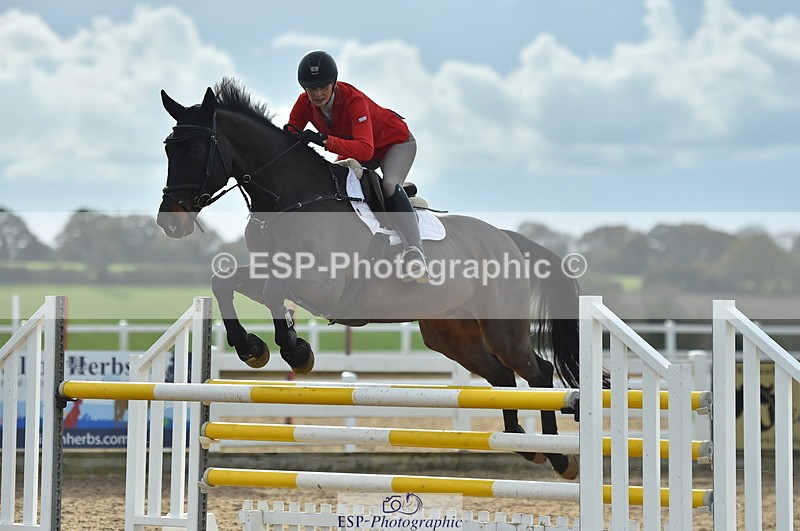 231111A-130314-02023 - Cls 12 Newcomers & 1.10m Open