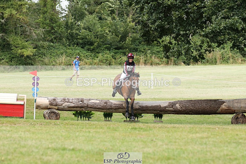 240825X-161011-36421 - 80cm XC 15.30 to 16.30