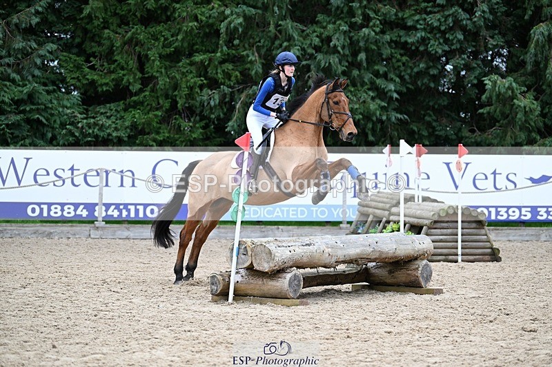 241116-111536-00875 - Cls 2 80-85cm Start to 11.30